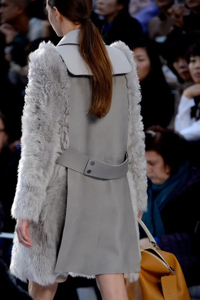 Look 21